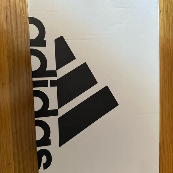 Adidas VL Court 3.0 Womens US 9.5. New With Box Pink and Red - Picture 6 of 7